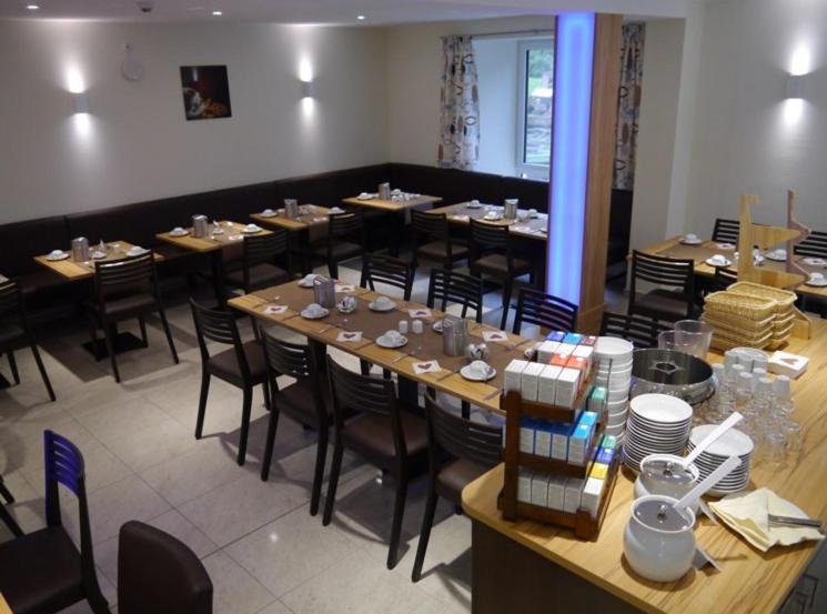 Sutter'S Landhaus Otel Gensingen Dış mekan fotoğraf